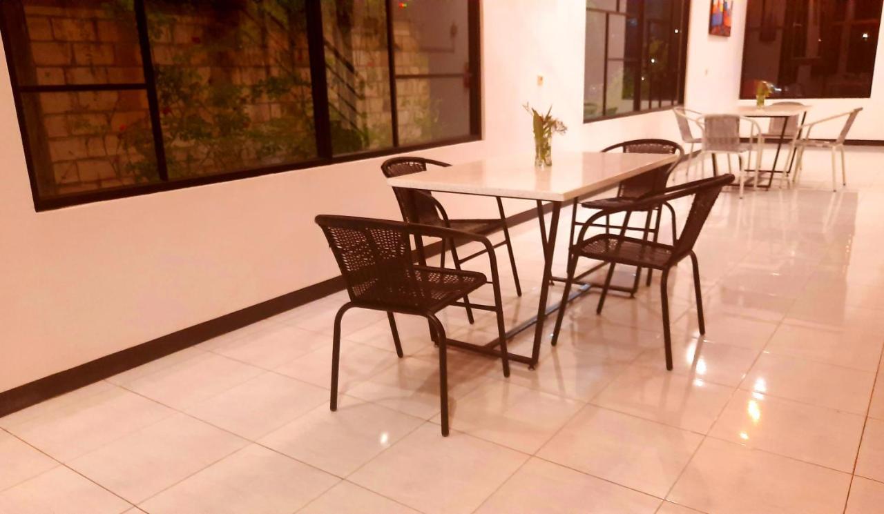 Cozy Stay Kupang كوبانغ المظهر الخارجي الصورة